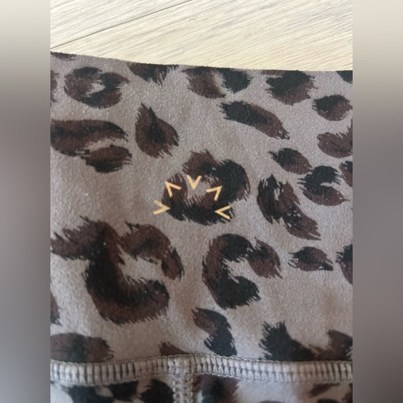 Varley Leggings Lot of 2 Animal Prints  Size XS EUC - Picture 5 of 9